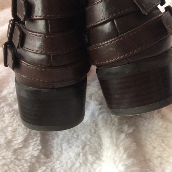 Franco Sarto Cyan Leather Ankle Bootie - Picture 6 of 7